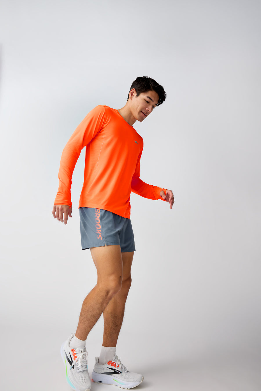 Brooks Journey 5" Short | Storm/Speed Logo
