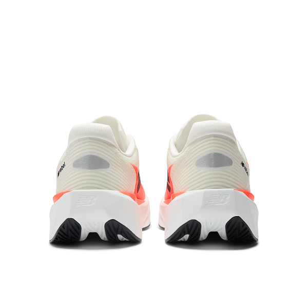 New Balance Fuel Cell Rebel v5 M | Urgent Red/White