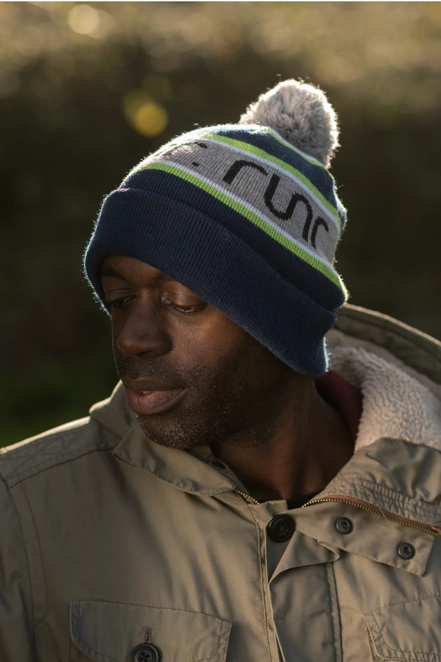 Navy mens bobble 2024 hat