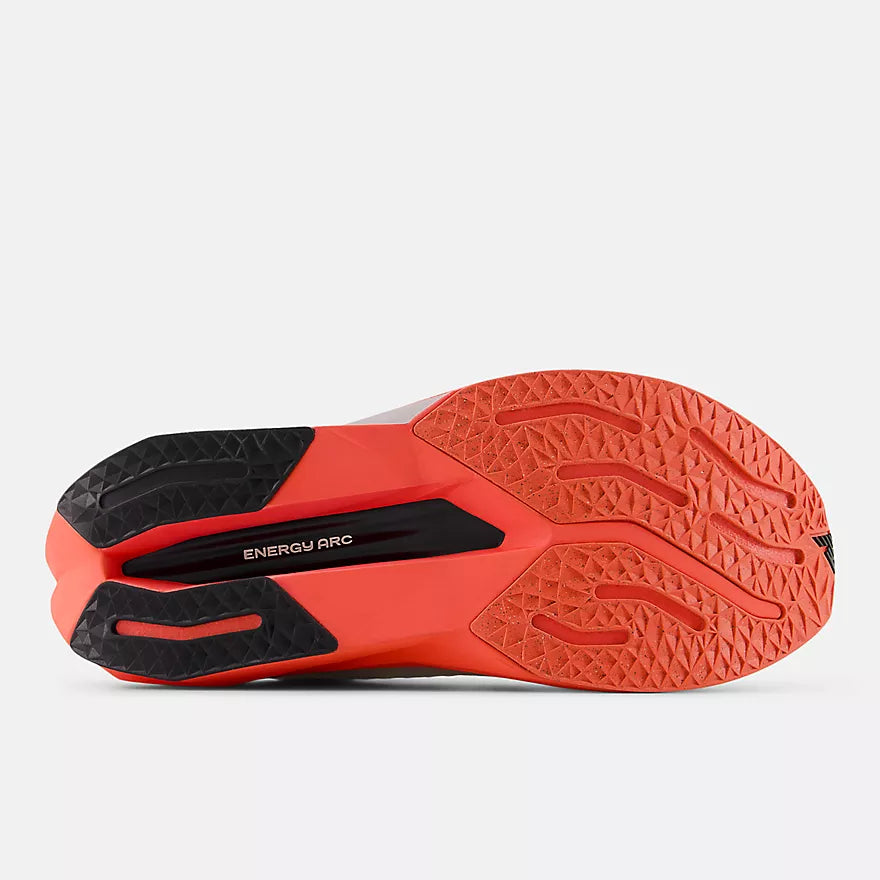 New Balance Fuel Cell SuperComp Trainer v3 M | Urgent Red/White